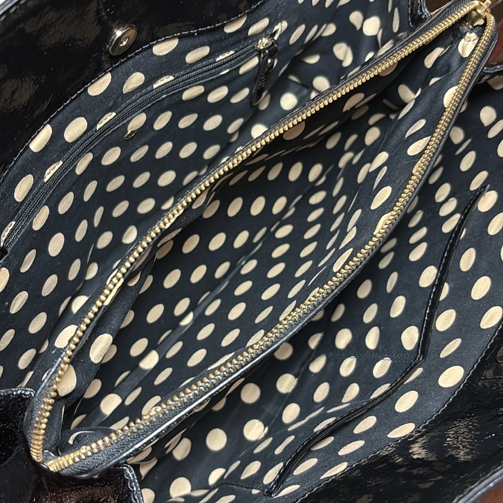 Kate Spade Black Shoulder Bag w Glossy Patent Finish and Branded Fabric Dust Bag - Picture 12 of 17